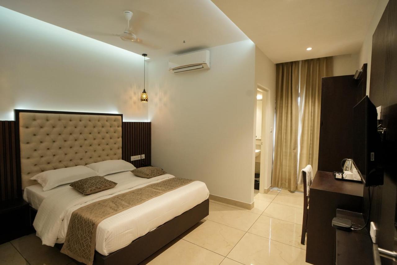 Sulu Residency 호텔 Kochi 외부 사진